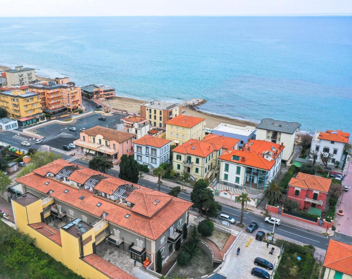 Casa Velia 78Mq A 30 Metri Dal Mare Di San Vincenzo Daire Dış mekan fotoğraf